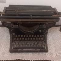 MACCHINA DA SCRIVERE