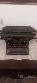 MACCHINA DA SCRIVERE