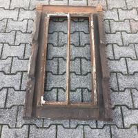 Lucernaio antico d'epoca rettangolare in ghisa