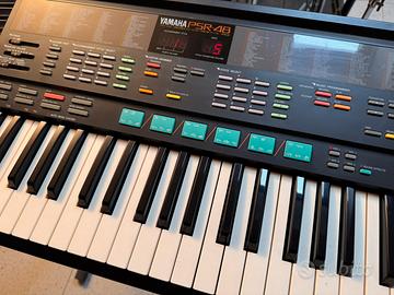 Sintetizzatore Yamaha PSR-48 vintage 1990