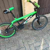 bicicletta freestyle