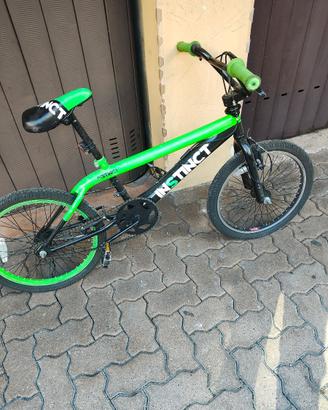 bicicletta freestyle