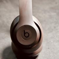 Beats studio pro Brown