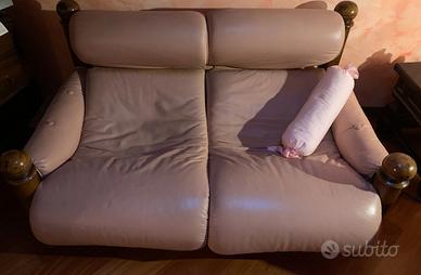 DIVANO 4 POSTI STILE ANTICO