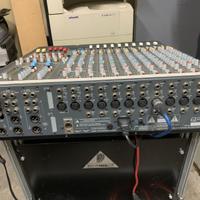 Allen & Heath GL2200 + 2 flight case