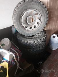 gomme e cerchi x 195r15 x Vitara e jmmi suzuki