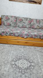 divano letto in legno