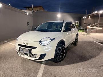 Fiat 600 Hybrid 100 CV DCT MHEV La Prima Automatic