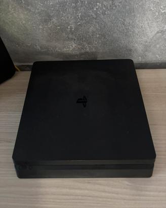 PS4 USATA POCHISSIMO