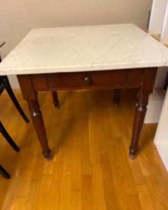 Tavolo rustico Vintage con piano in marmo  bianco