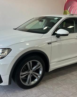 Volkswagen Tiguan 1.6 TDI SCR R-LINE Sport