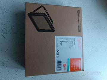 Faretto led Ledvance Floodlight nuovo