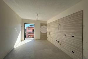 3 LOCALI A AFRAGOLA