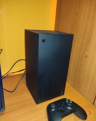 Xbox serie x usata pochissimo