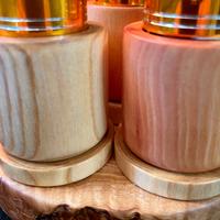 speziera in legno di olivo con barattolini