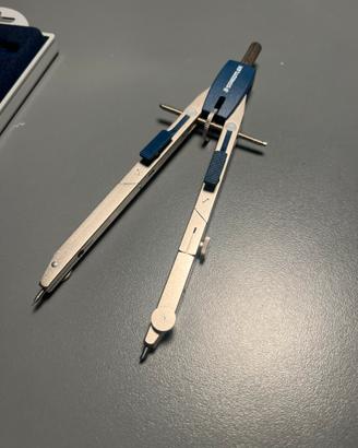 Compasso staedtler