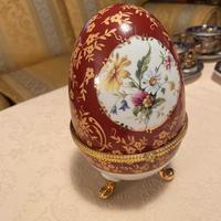 Uovo in porcellana di pregio Lamart