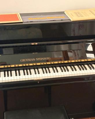 pianoforte verticale 