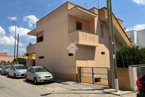 CASA INDIPENDENTE A ALEZIO