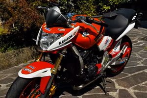 Honda hornet 600