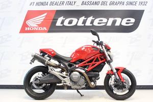 DUCATI MONSTER 696 + ACCESSORIATA