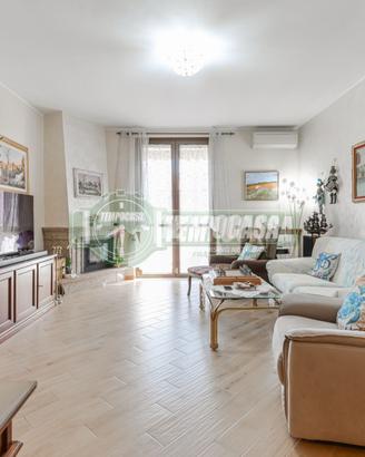 QUADRILOCALE RISTRUTTURATO CON BOX DI 43 MQ