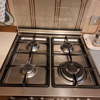 Cucina 4 fuochi con forno