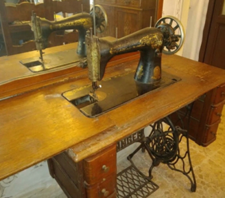 Macchina da cucire vintage