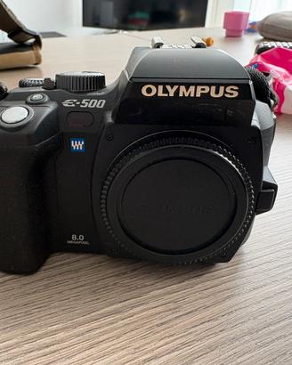 OLYMPUS E-500