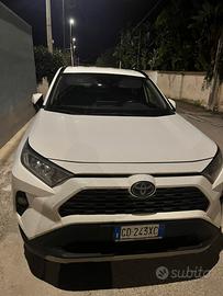 Rav 4 hibrid 2.5 216 cv 2021