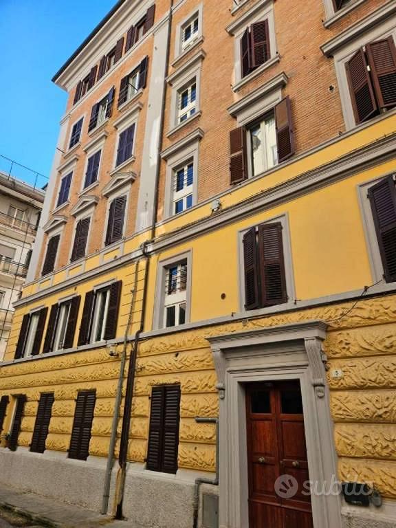 Appartamento di 92 m² con 5 locali a Ancona
