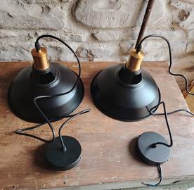 due lampade a sospensione in ferro 