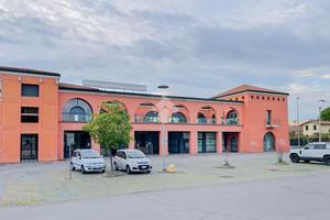 NEGOZIO A VEROLANUOVA