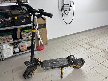 Monopattino IENYRID ES1 2400W Doppio Motore