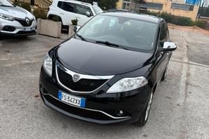 Lancia Ypsilon 1.2 69 CV Platinum 70.000 km