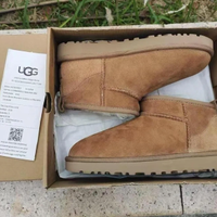 Stivaletti da donna UGG Ultra Mini 40