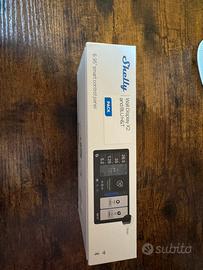 Shally wall display x2