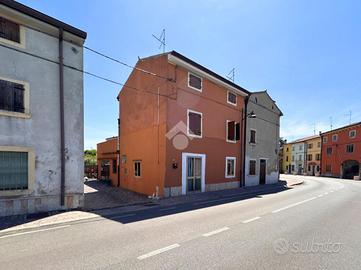 CASA SEMINDIPENDENTE A CALDIERO