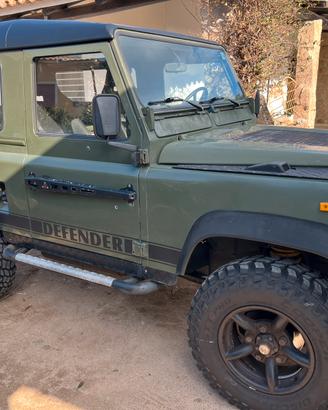 Land Rover Defender 90 200 tdi