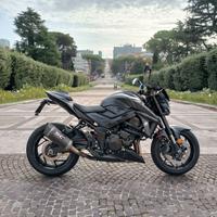 suzuki gsx s 750 yugen carbon