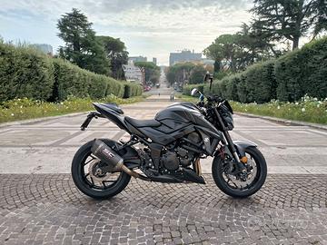 suzuki gsx s 750 yugen carbon