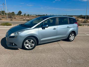 Peugeot 5008 hdi