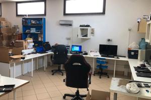 Locale artigianale in piccolo condominio cod. lc03