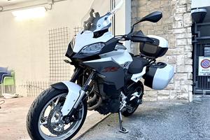 BMW F 900 XR (2023) – Full Optional – Tris Valigie