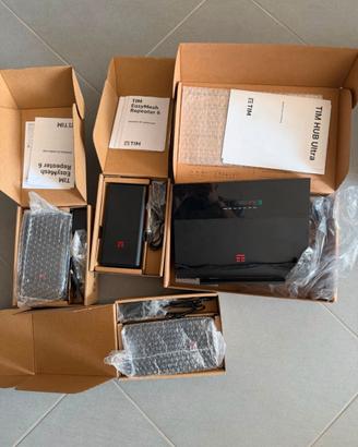 Kit Wi-Fi TIM: Router TIM HUB+ Ultra (Wi-Fi 6) + 3