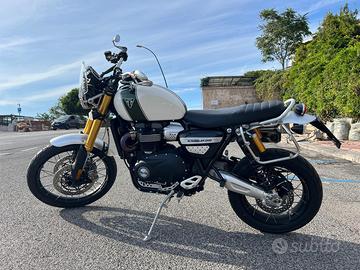 Triumph scrambler 1200 xe