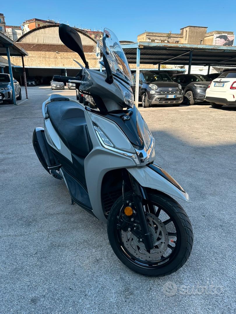 Scooter Kymco 300 Agility 300i R16 Abs 300i Abs Kymco Agility 125 - Main Image