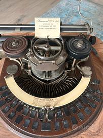 Macchina da scrivere
