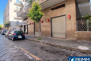 LOCALE COMMERCIALE