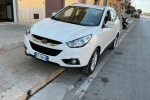 HYUNDAI X35
